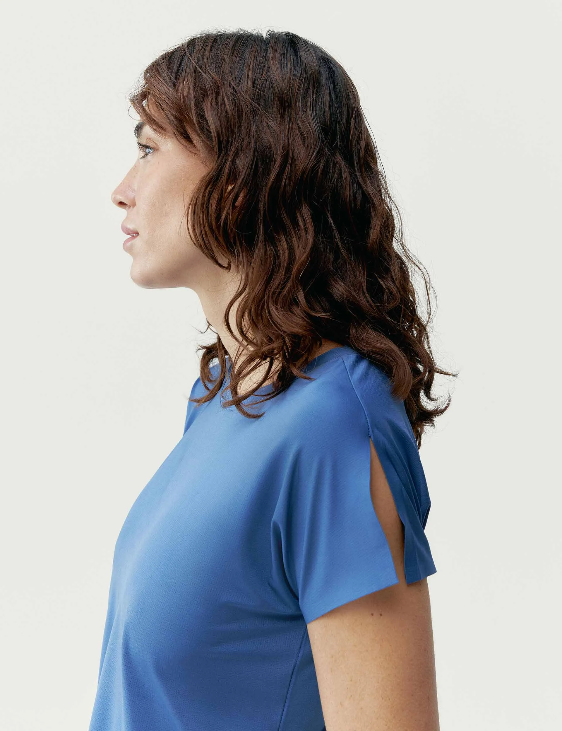 Aina T-Shirt - Future Blue