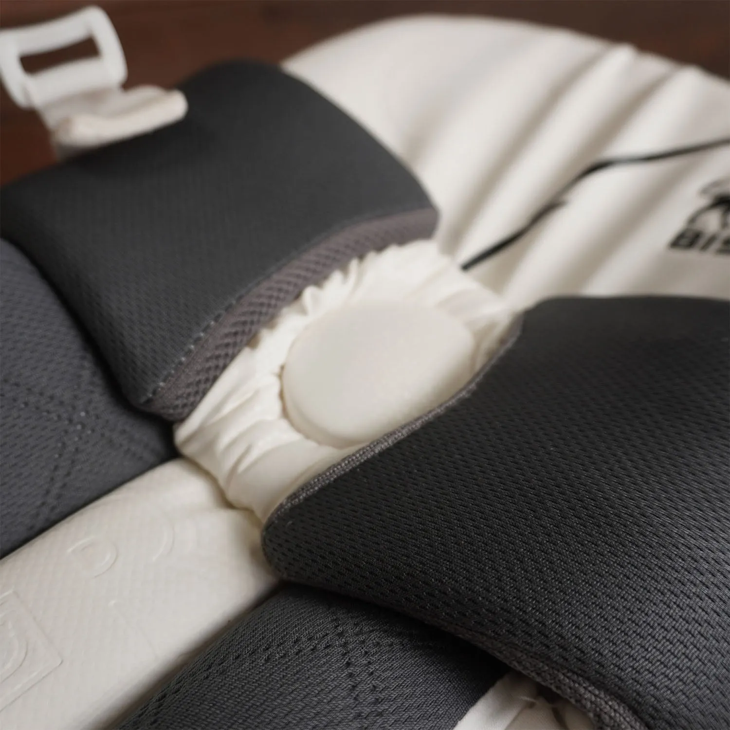 BISON PADS 2024-25 - ADULT