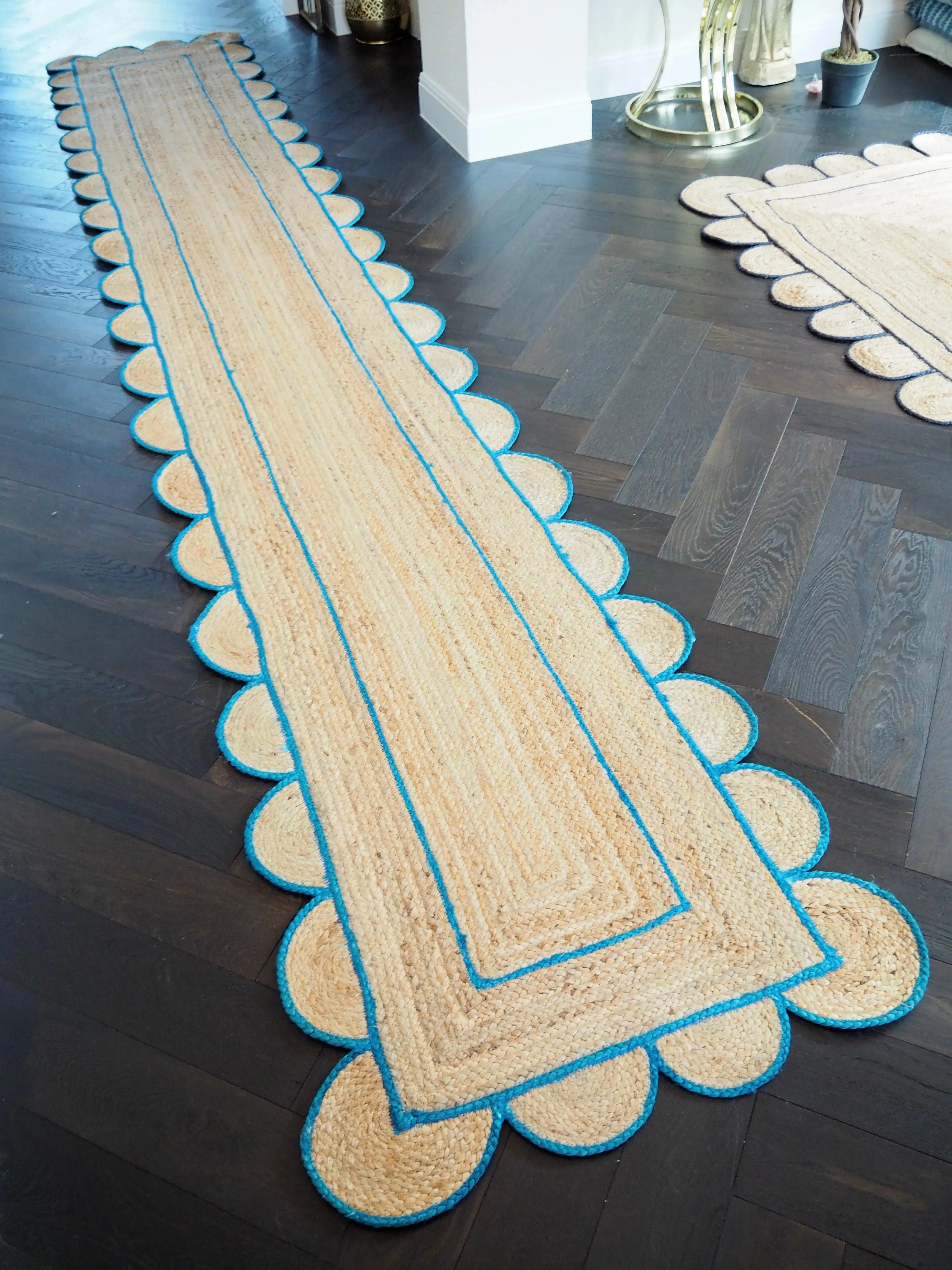 Blue Scalloped Border Jute Rug Runner