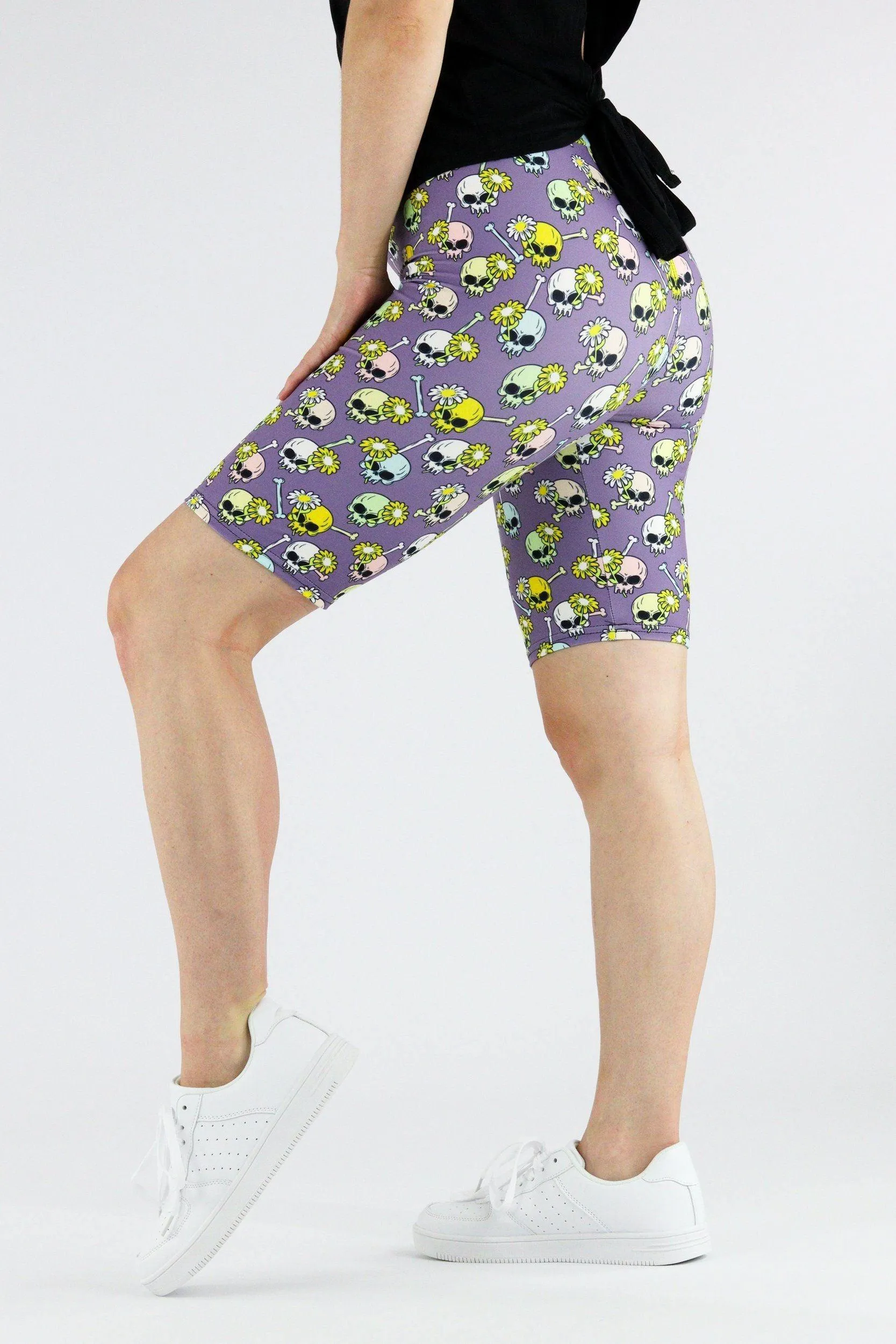Daisy Skull - Casual Long Shorts