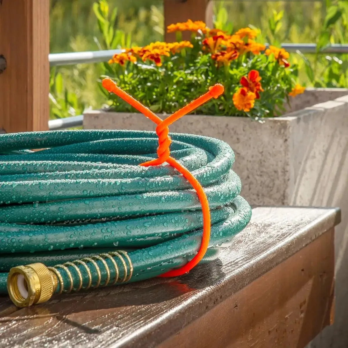 GEAR TIE REUSABLE RUBBER TWIST TIE(TM) (2pcs), Orange - length 12"