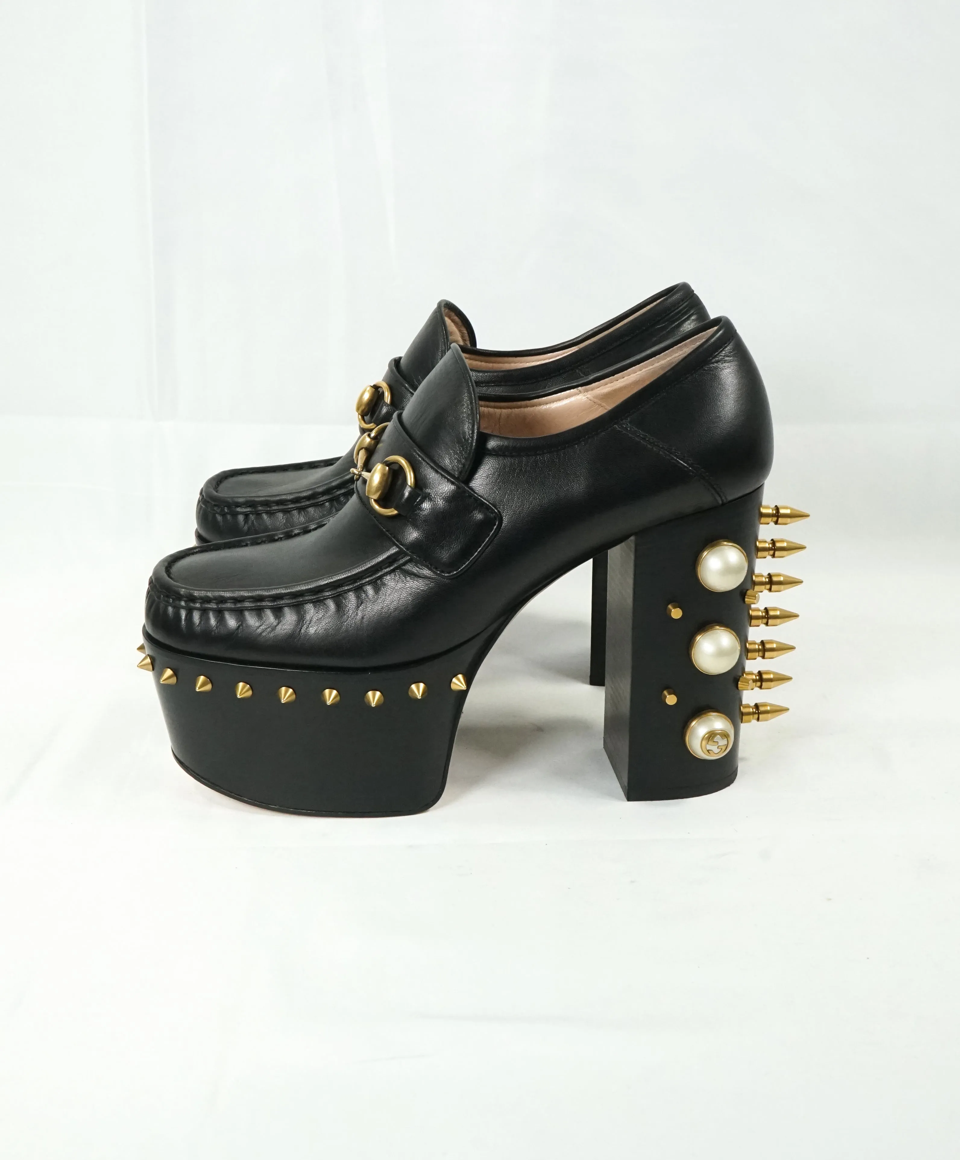 GUCCI - "Vegas" Spike Platform Heel With Gold GG Logo Pearls - 8