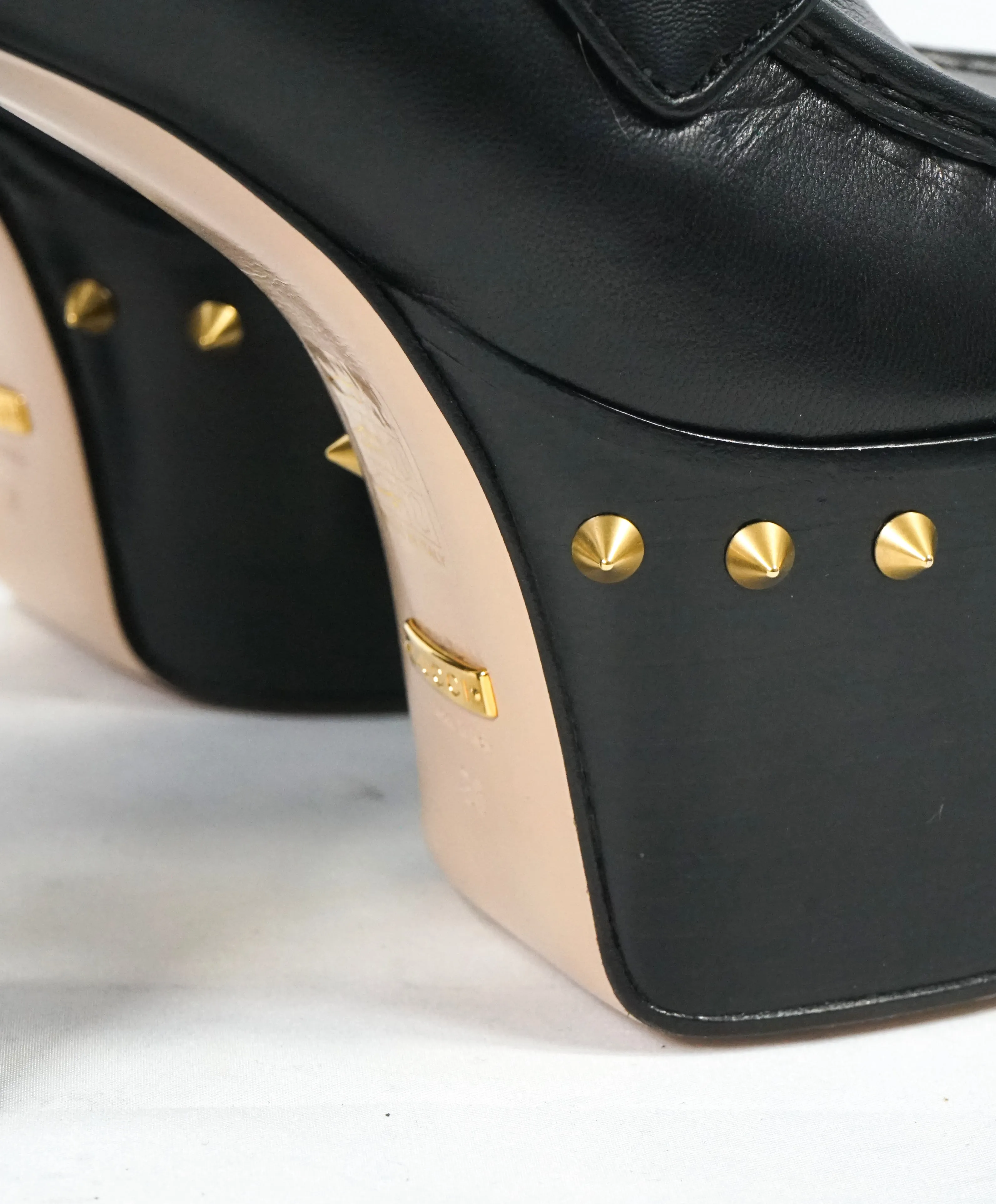 GUCCI - "Vegas" Spike Platform Heel With Gold GG Logo Pearls - 8
