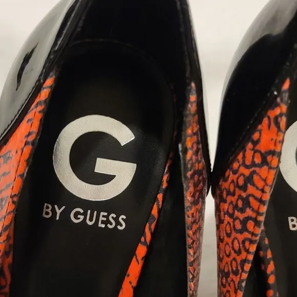 GUESS Felisity Python Print Pointy Toe Pumps Size 7.5