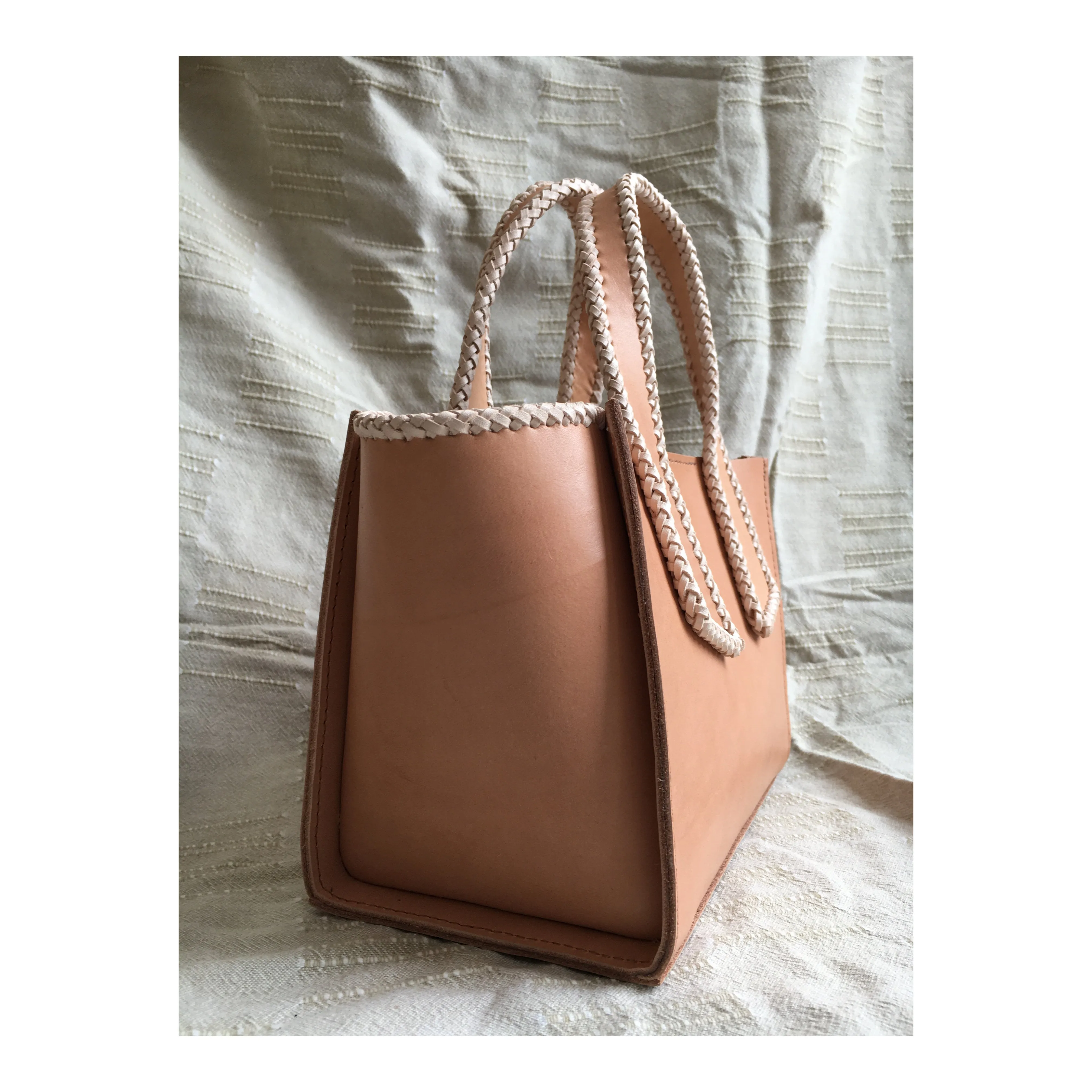 Laced Liten Tote Bag