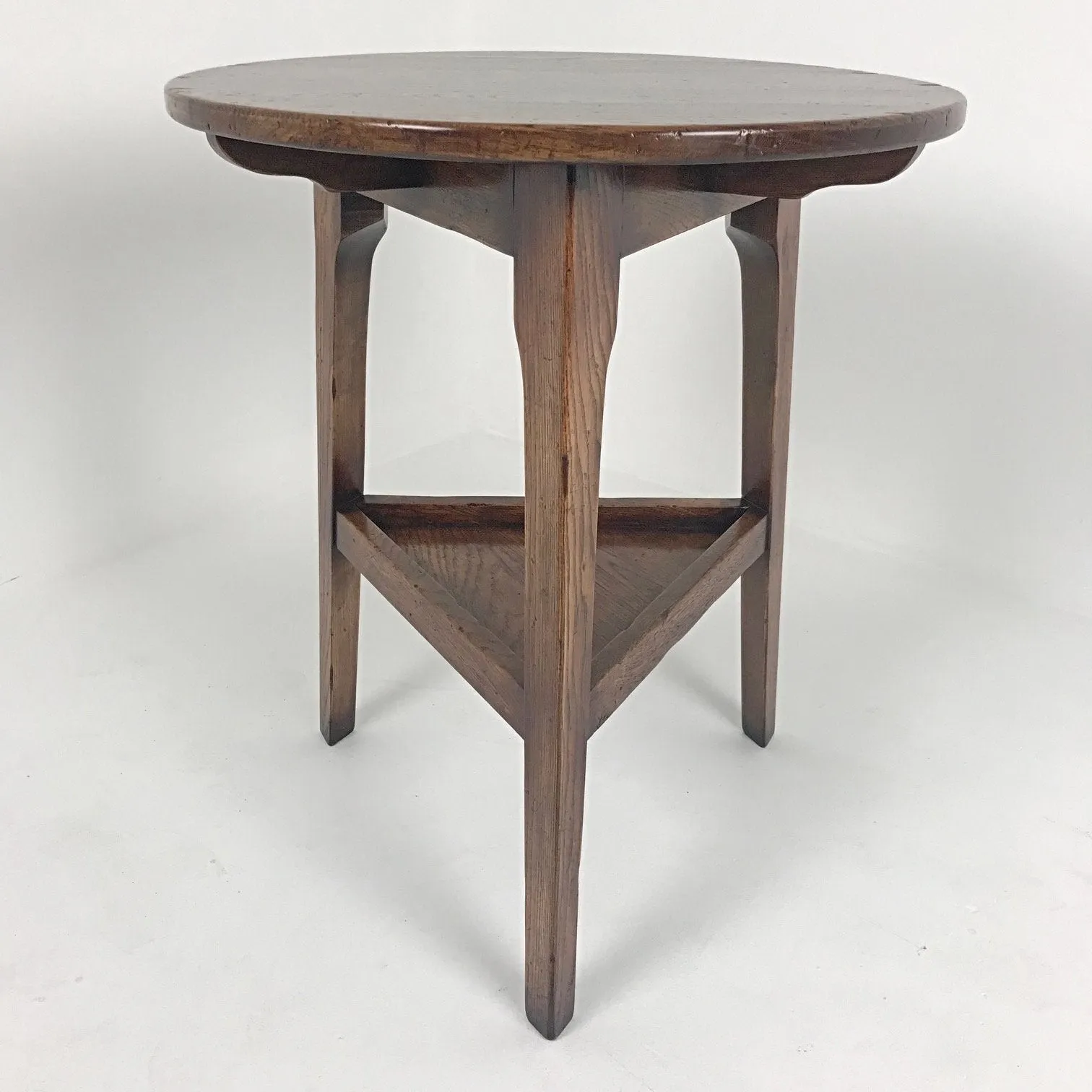 Leeds Cricket Table with Shelf