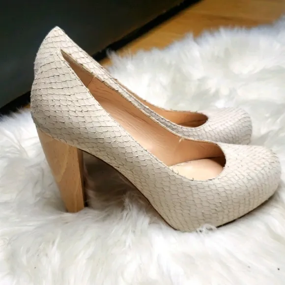 Loeffler Randall Cream Esther Wood Heel Pump