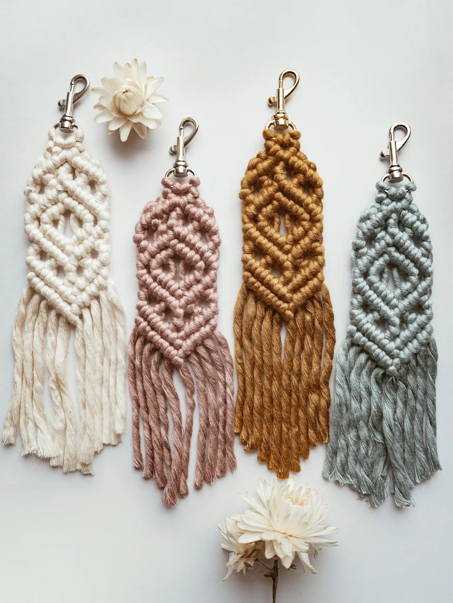 Macramé keychain, PDF pattern