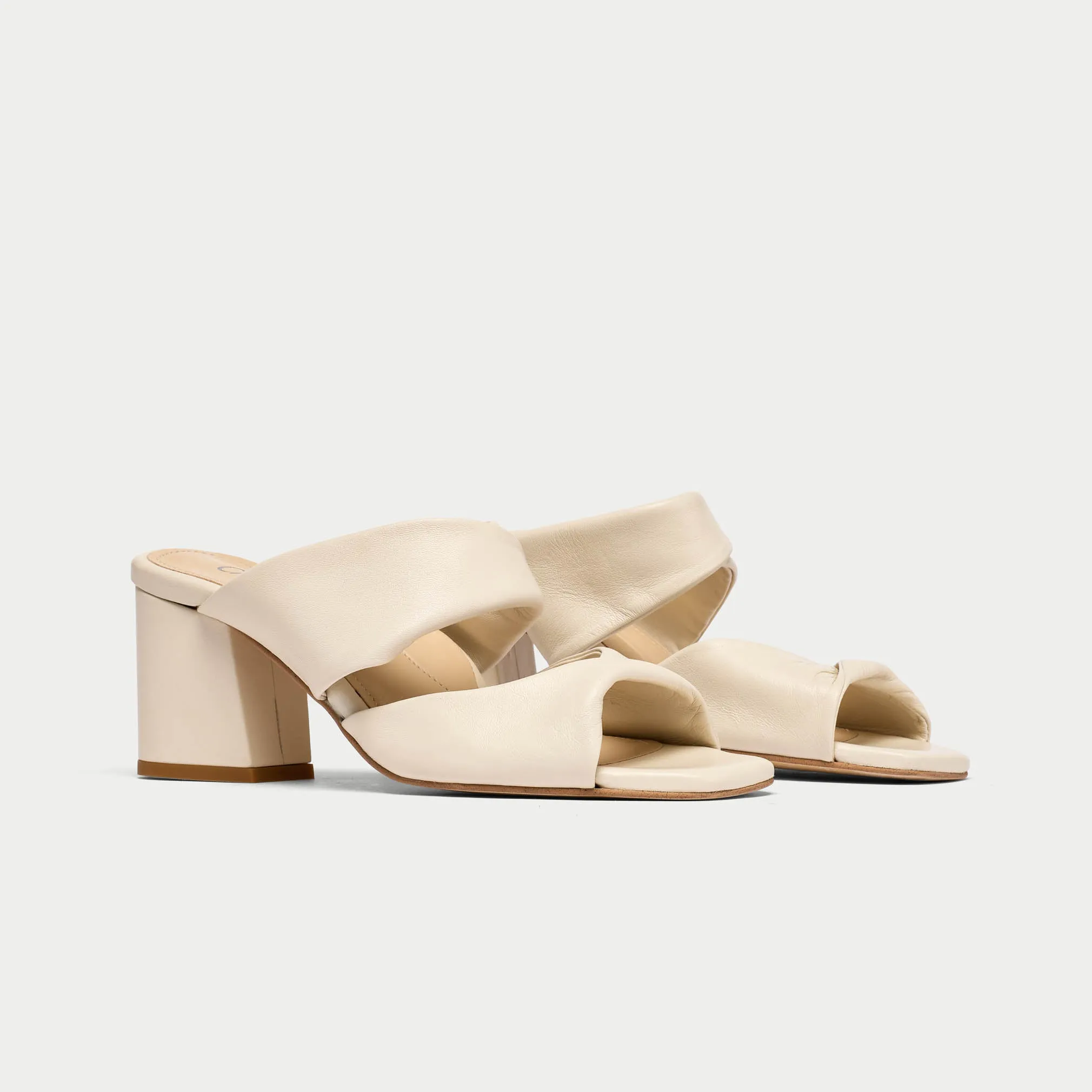 Mia - Off White Leather