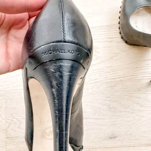 Michael Kors Ailee Leather Studded Platform Heeled Pumps Black Size 6