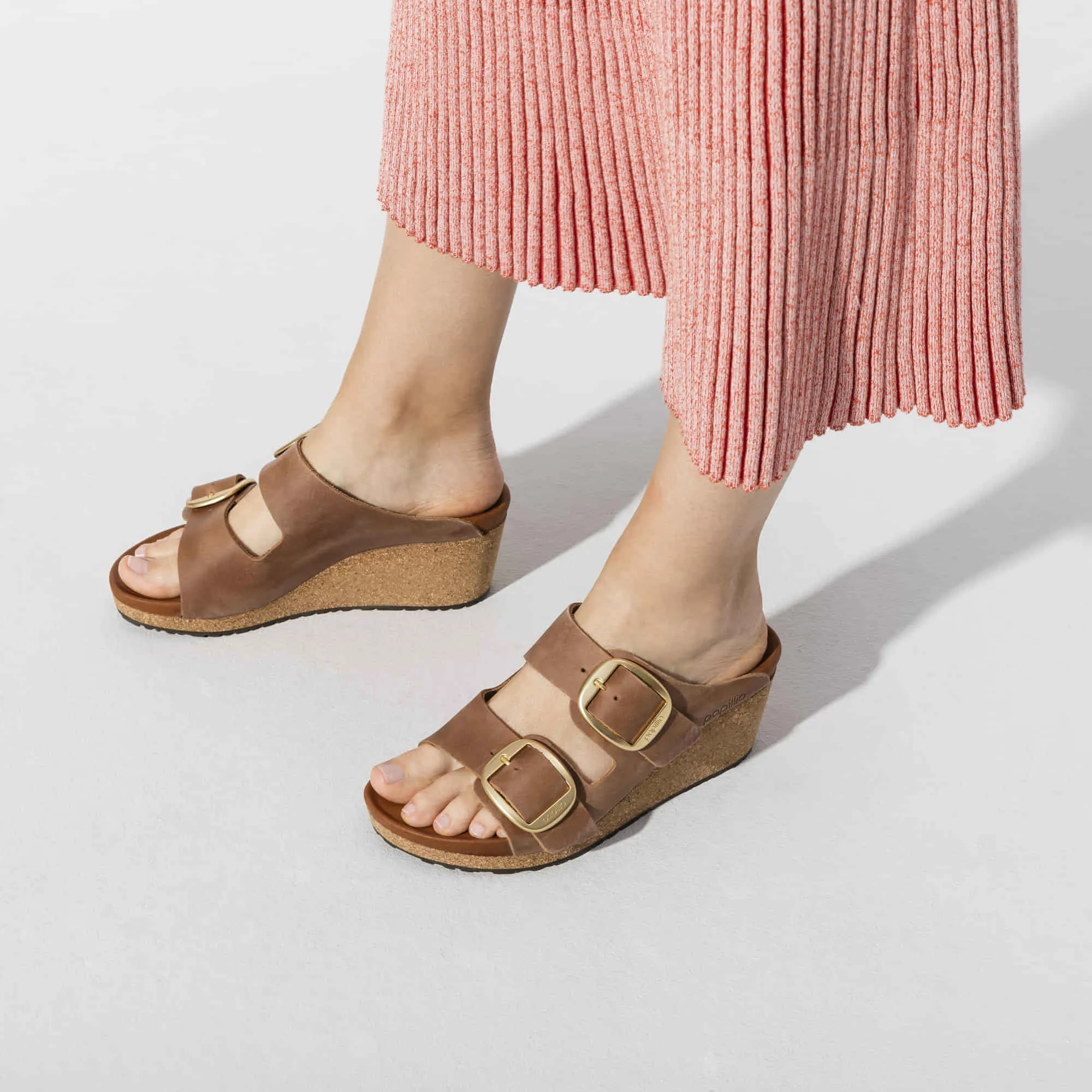 Nora Big Buckle Oiled Leather