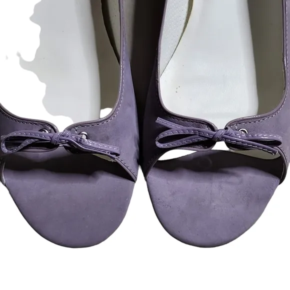🤩NWOT ALXIA Women's Lilac Nobuck Patent Suede Kitten Heel Bow Open Toe 8M