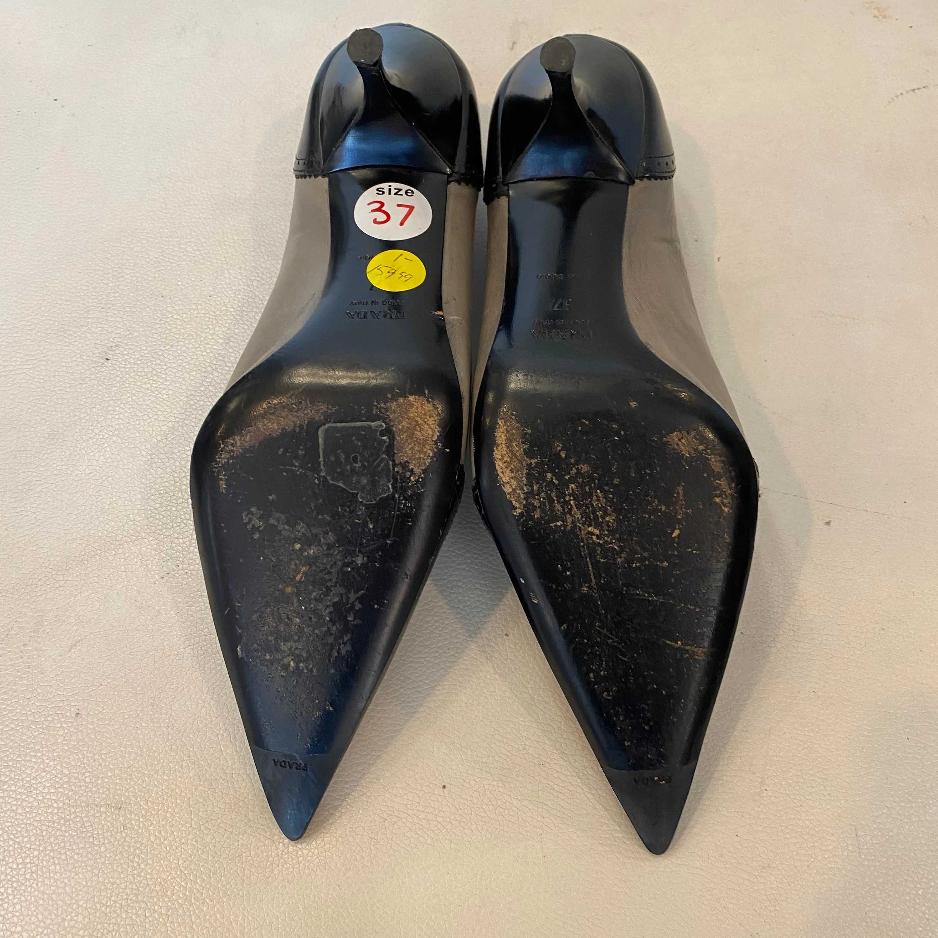PRADA Point Toe Kitten Heel Black/Gray Size 37