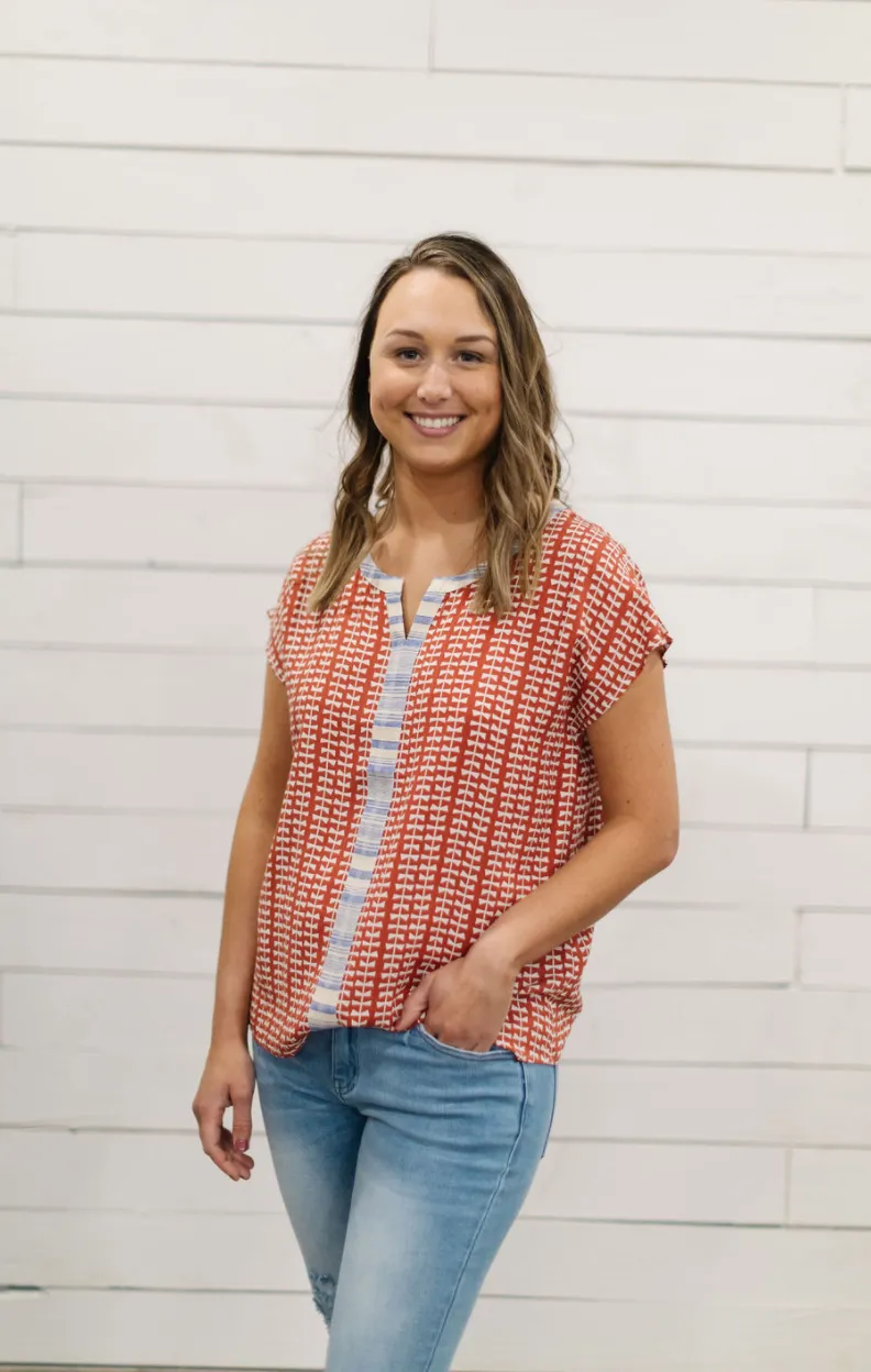 RED & BLUE SHORT SLEEVE PRINTED TOP