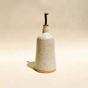 Ridged Oil Pourer