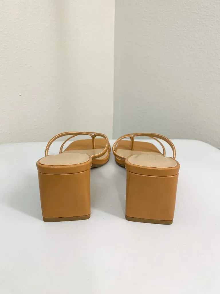 Strappy Kitten Heel {Tan}
