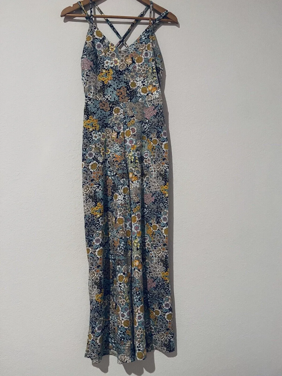 WILD FABLE Floral Daisy Jumpsuit Jumper Sz S Wide Leg Romper Boho Hippie