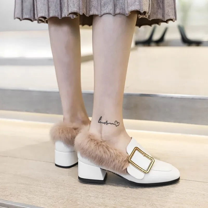 Women Metal Customized Ladies Walking Pumps